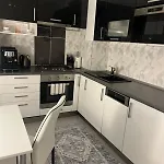 Evelyn Apartment *